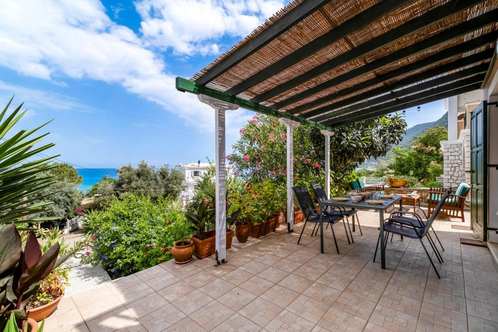 Appartamento Theasea House Áyios Nikítas Esterno foto
