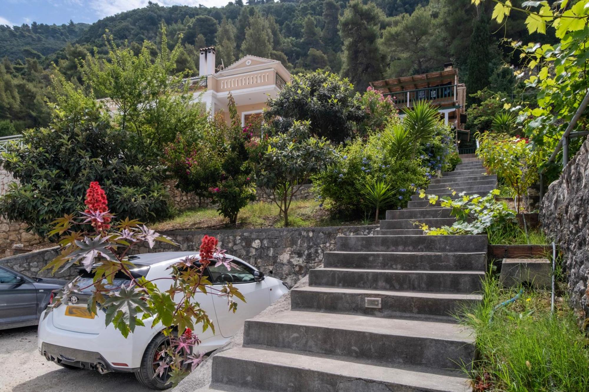 Appartamento Theasea House Áyios Nikítas Esterno foto